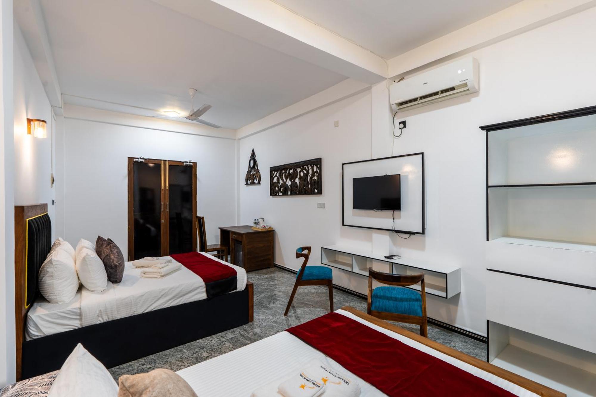 Golden Stars Hotel 담불라 외부 사진
