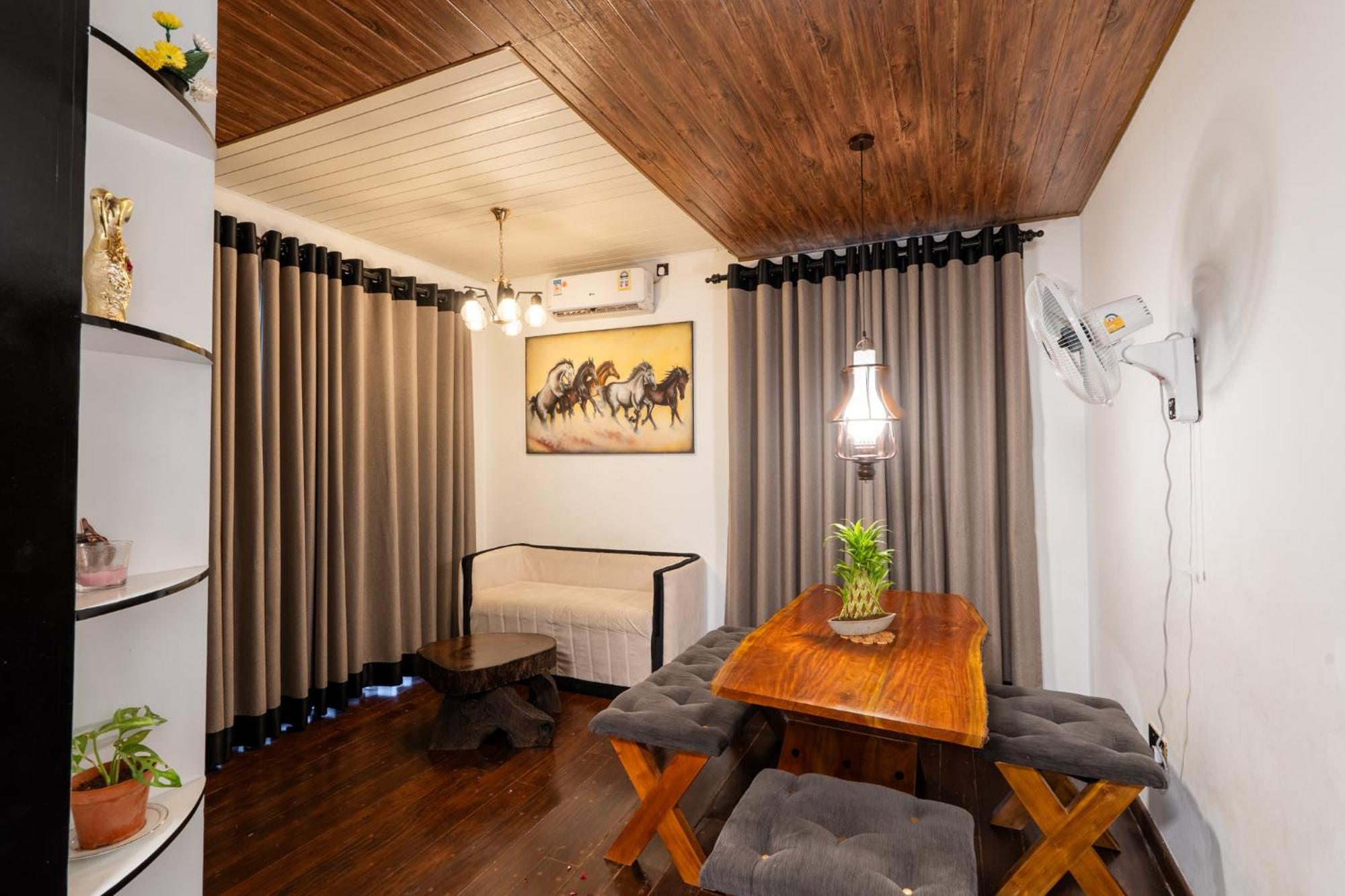 Golden Stars Hotel 담불라 외부 사진